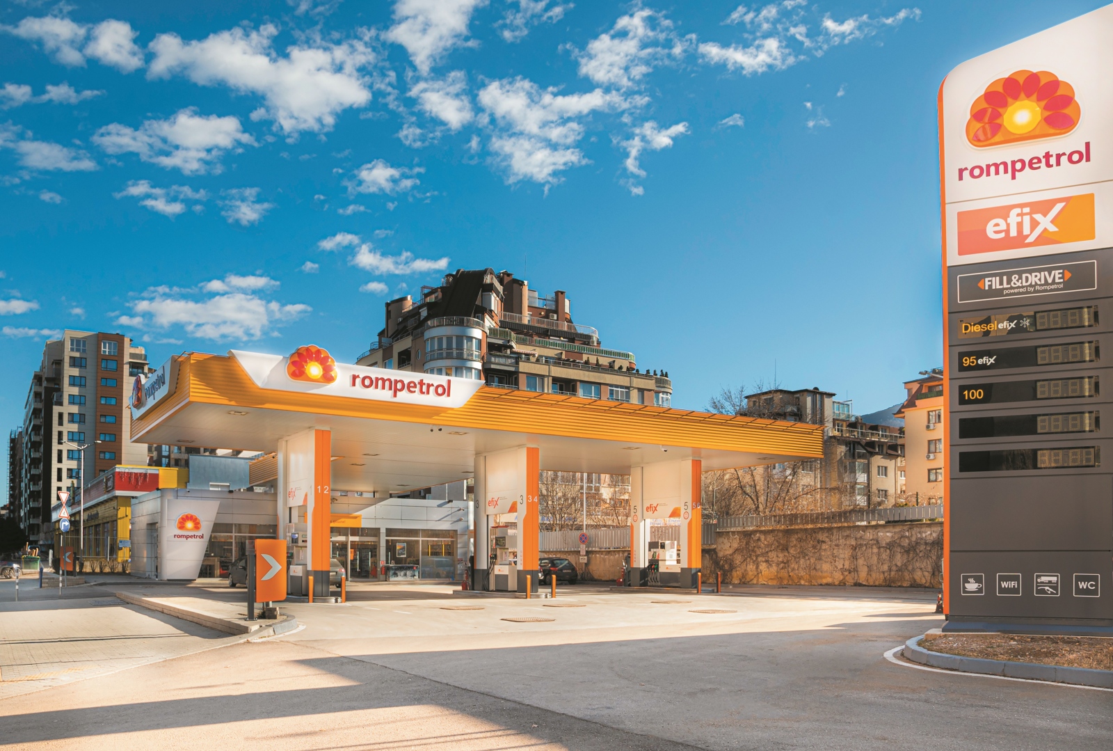 „Ромпетрол България“ откри нова бензиностанция в София. Тя се намира